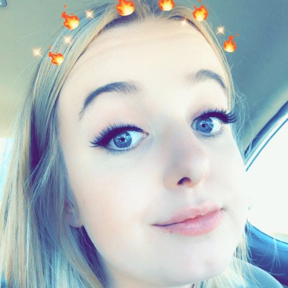 Meet your Posher, Molly - Picture 1 of 1